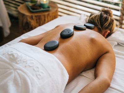 Rücken-Hot-Stone-Massage